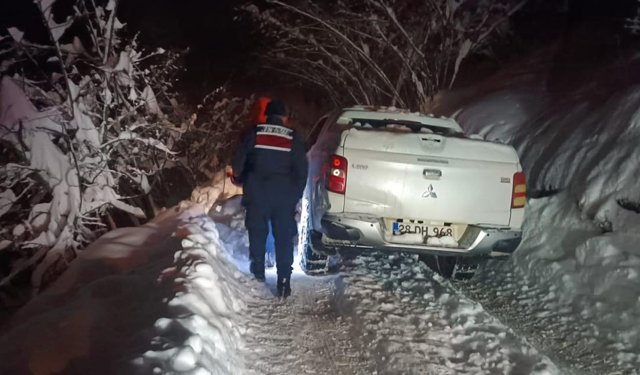 Giresun'da hayvanlarını otlatan çoban, çığ altında yaşamını yitirdi / Ek fotoğraflar