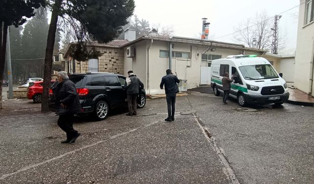 Kavgada bıçaklanan Muhammed öldü, arkadaşı ağır yaralandı