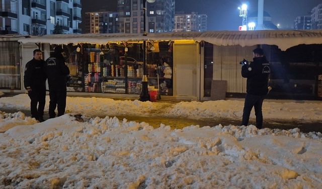 Malatya'da bıçaklı kavga; 2'si ağır 3 yaralı