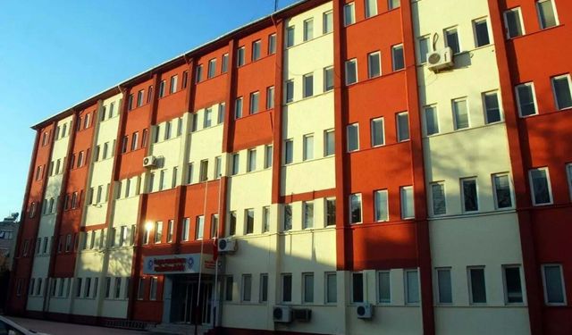 Manisa'da fuhuş operasyonu; 2 gözaltı