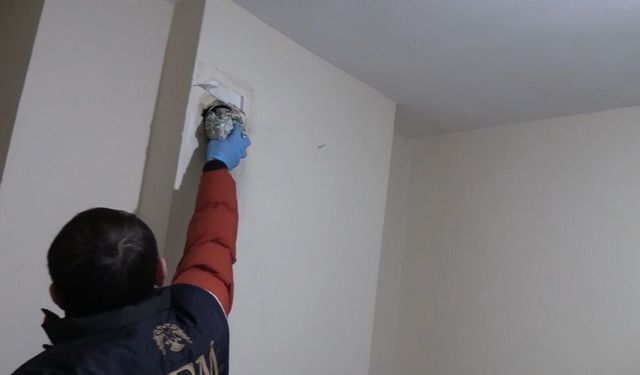 Tunceli'de terör örgütü PKK propagandası yapan 4 şüpheliye gözaltı / Ek fotoğraflar