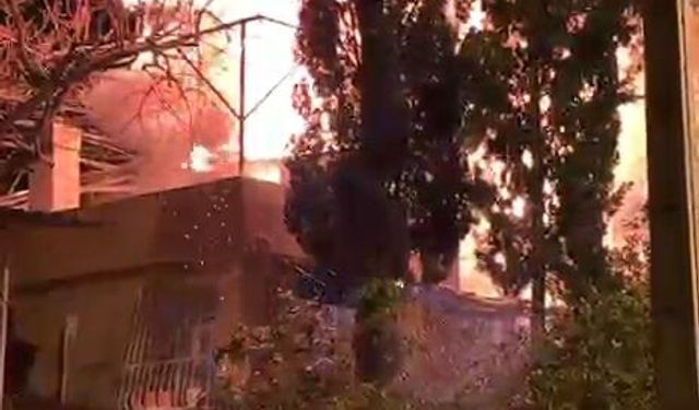 Adana'da ev yangını