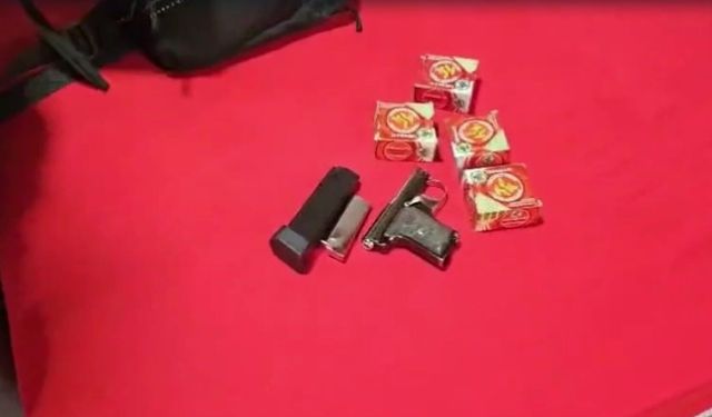 Atölyeye çevrilen evde kalem görünümlü silahlar ele geçirildi