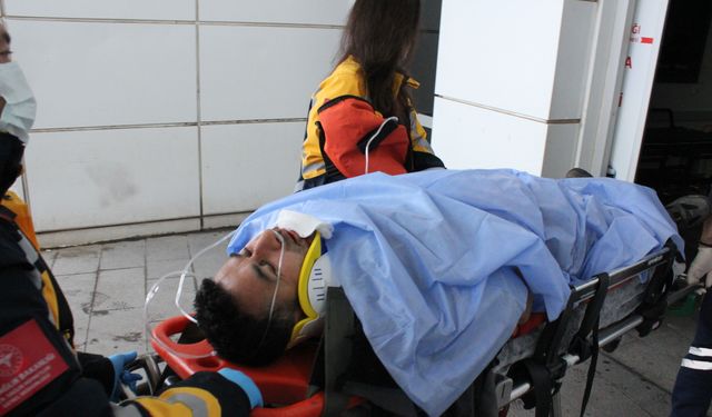 Çalıştığı inşaatın asansör boşluğundan düşen işçi yaralandı