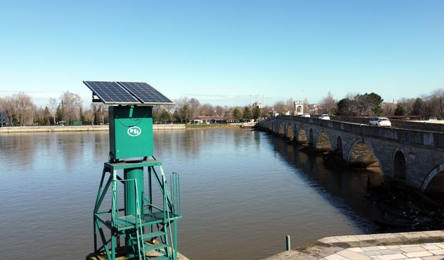 Edirne'de Meriç Nehri'nde debi arttı, 'sarı alarm' verildi