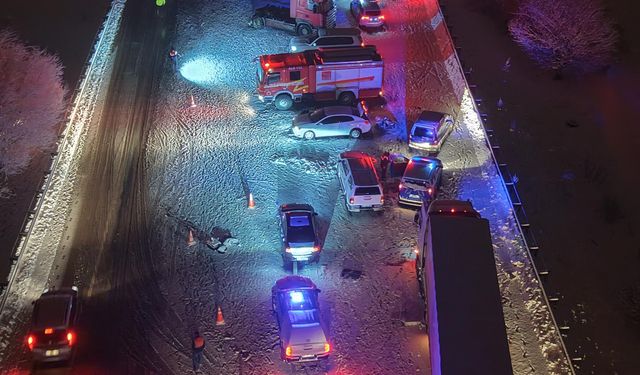 Erzurum'da cip ile TIR kafa kafaya çarpıştı: 4 ölü