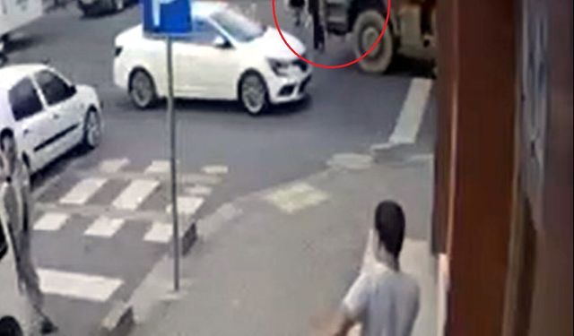 Hafriyat kamyonunun çarptığı 14 yaşındaki kız çocuğu yaralandı