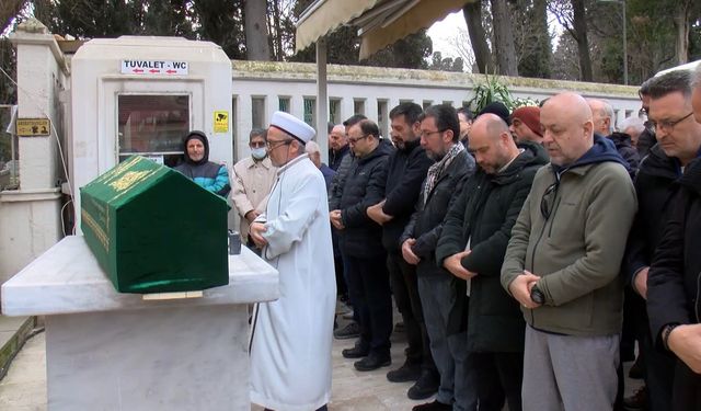 İstanbul- Bağdat Caddesi'ndeki kazada hayatını kaybeden Berkay son yolculuğuna uğurlandı