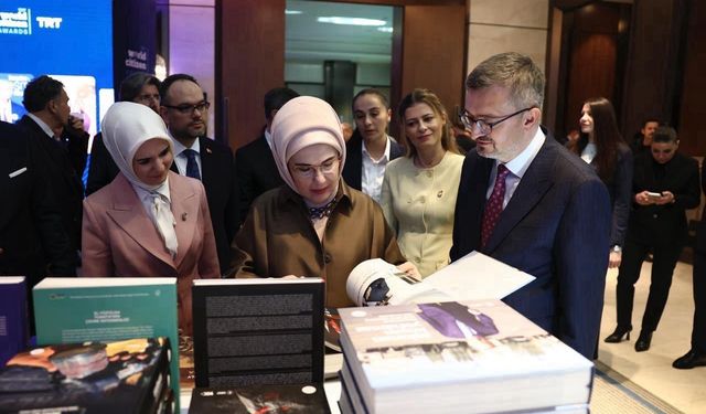 İstanbul- Emine Erdoğan: Bugün paylaşılan bu hikayeler, hak ile batılın savaşında doğru tarafta yer alan herkese güç verecektir