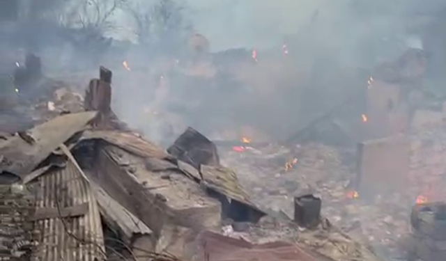 Karabük'te 4 ev, ahır ve traktör yandı, 2 büyükbaş öldü (2)