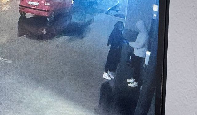 Kayseri'de apartmana 'büyü' iddiasına 2 gözaltı