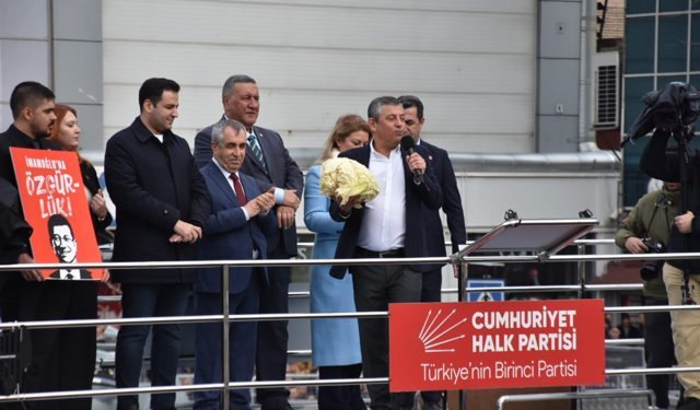 Özgür Özel: Sandık istiyoruz, erken seçim istiyoruz