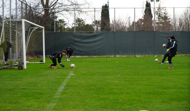 Selçuk İnan: Beşiktaş önemli oyunculara sahip bir takım