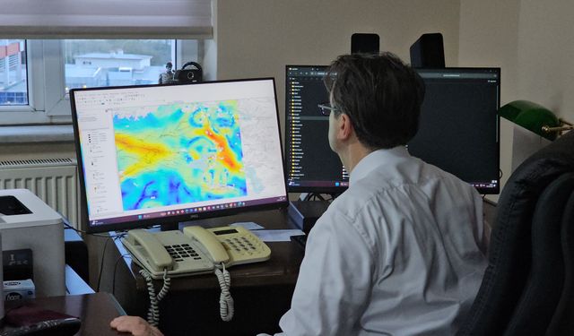 'Van hattı Kars'tan İran'a kadar deprem açısından en gergin yer'