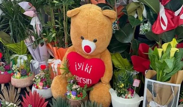 Yalova'da çiçek mezadında '14 Şubat' yoğunluğu