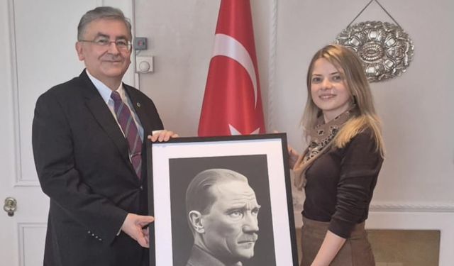 Londra Başkonsolosluğu’nda Anlamlı Ziyaret