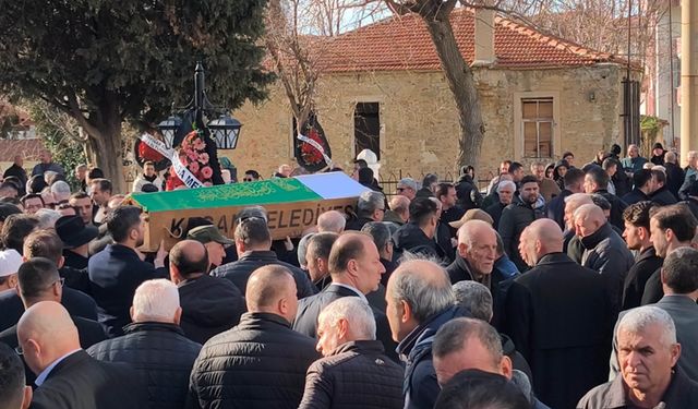 AK Parti'li Aksal'ın babası son yolculuğuna uğurlandı