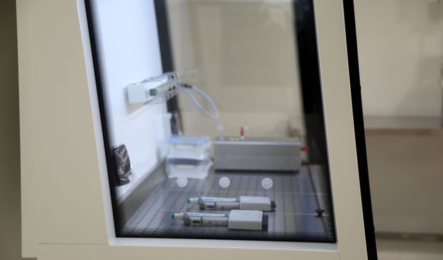 Akdeniz Üniversitesi'nde kanser tedavisinde kullanılan hücre üretimi için 'İleri Sağlık Araştırma Merkezi' kuruldu