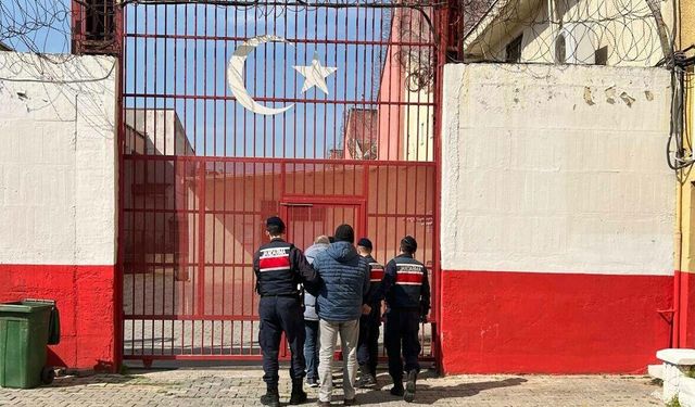 Aydın'da FETÖ/PDY üyesi firari 2 hükümlü yakalandı