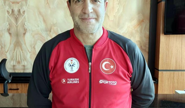 Down Sendromlular Basketbol Milli Takımı Antrenörü Ercan: Başarılarla ailelerin bakış açısı değişti