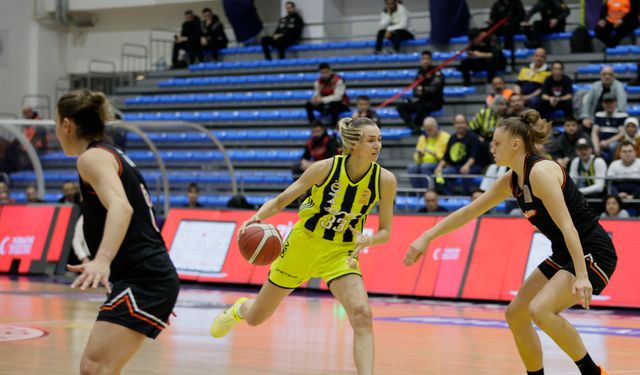 Fenerbahçe Opet - Çimsa ÇBK Mersin: 73-62
