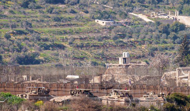 İsrail'den Lübnan'ın doğusuna asker indirme girişimi