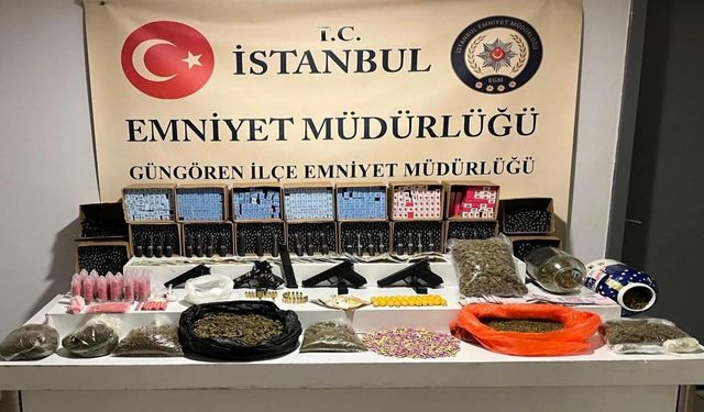 İstanbul - Güngören'de eve uyuşturucu operasyonu: 3 şüpheli tutuklandı