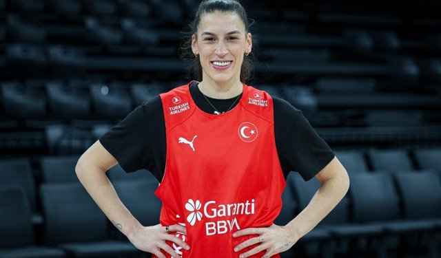 Milli basketbolcu Sevgi Uzun: Ay-yıldızlı forma her zaman zirvede