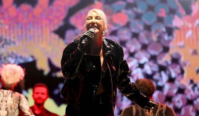 Şarkıcı Hande Yener'e 'Cumhurbaşkanına hakaret' soruşturması