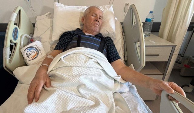 46 yıllık çift, evlilik yıl dönümlerinde birlikte kalp ameliyatı oldu