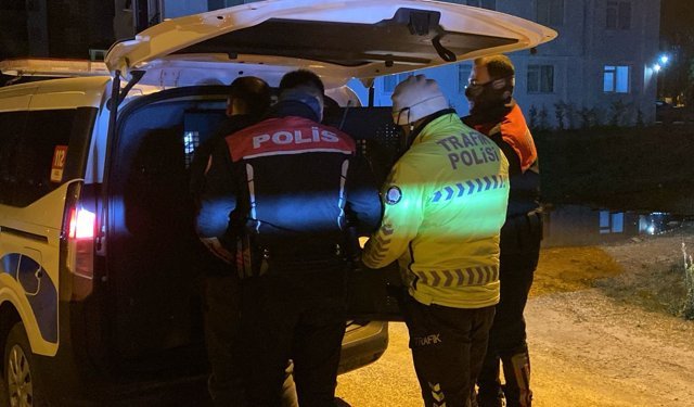 Alkolmetreye üflemeyen ehliyetsiz sürücüye 200 bin TL ceza