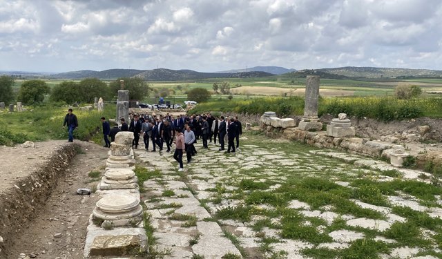 Bakan Ersoy: Türkiye'mizin dört bir yanında çok önemli projelere imza attık (2)