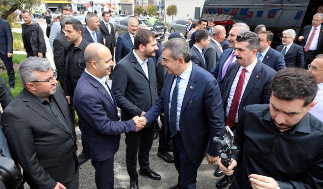 Bakan Tekin: Çocuklar, eğitime hayatına kendi değerlerimizi tanıyarak başlasın istiyoruz