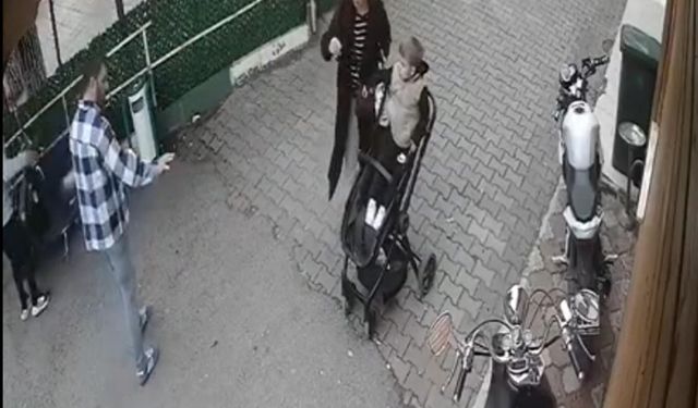 Boğazına oyuncak parçası kaçan çocuğu Heimlich manevrası ile kurtardı
