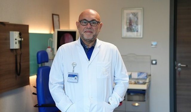 Felç riski olan hasta, ağız içi cerrahiyle sağlığına kavuştu
