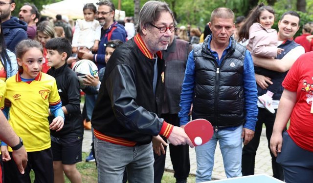 Göztepe 23 Nisan Şenliği 3'üncü kez yapıldı