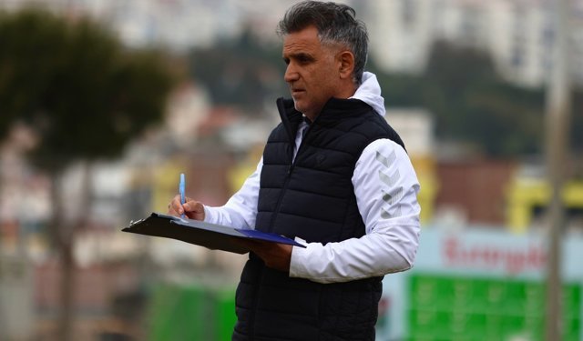 Karşıyaka play-offa bileniyor