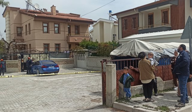 Konya'da 3.2 büyüklüğündeki depremin ardından 2 bina tahliye edildi