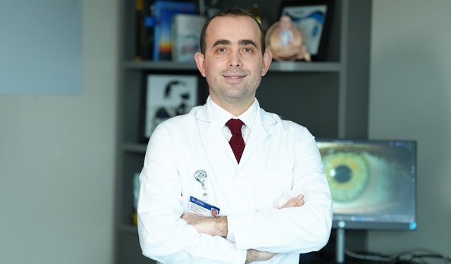 'Lazer göz cerrahisinde kişiye özel detaylı analiz şart'