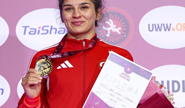 Nesrin Baş'tan Avrupa Güreş Şampiyonası'nda altın madalya / Ek fotoğraflar