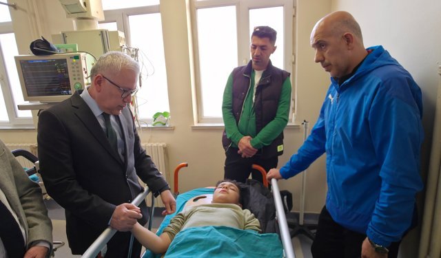 Sivas'ta kazada yaralanan 4 futbolcu ile 1 sürücünün tedavisi sürüyor