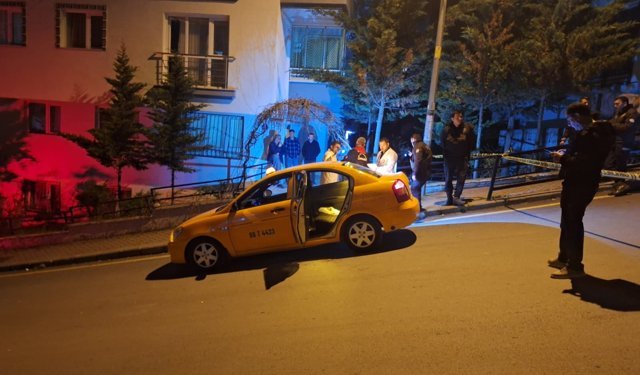 Takside çıkan tartışmada arkadaşını tabanca ile vurdu