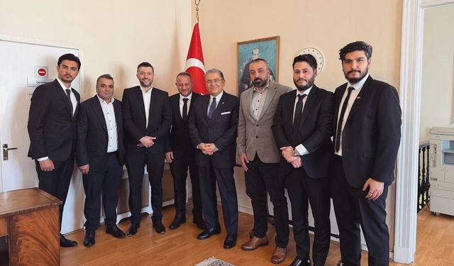 UK Pekünlüler Derneği’nden Başkonsolosluk ziyareti