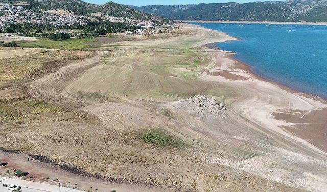 Almus Barajı, 33 yıl önceki haline döndü