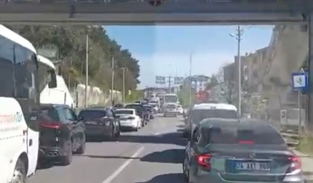 Ambulansa fermuar sistemiyle yol verdiler