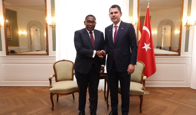 Bakan Kurum, Danimarka Kralı Frederik tarafından kabul edildi