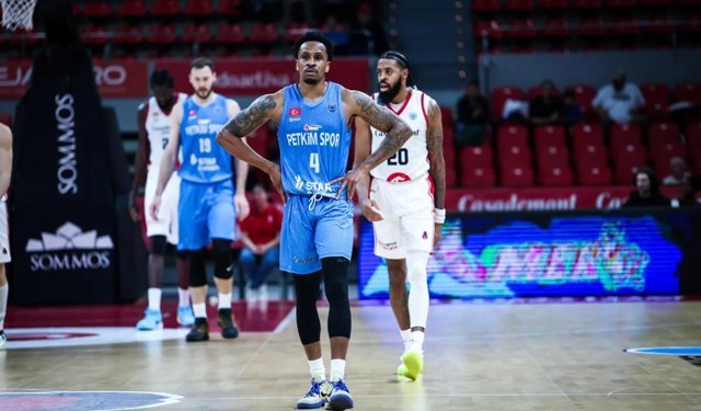 Basketbolda düğüm son maçlara kaldı
