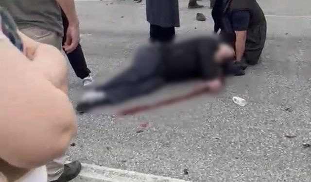 Çanakkale'de 2 otomobilin çarpıştı: 2 ölü, 3 yaralı