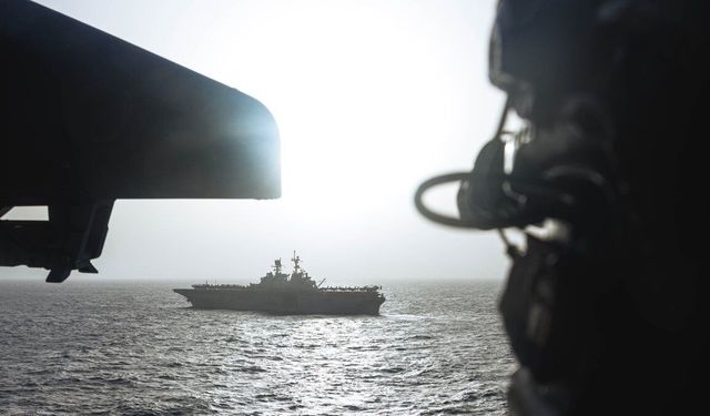 CENTCOM'dan abluka açıklaması: 94 ticari geminin yönü değiştirildi