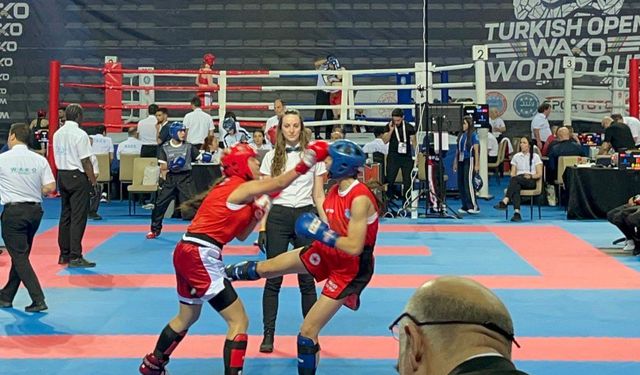 Depremzede Meyra, kick boksta altın madalya kazandı: Hedefim milli forma
